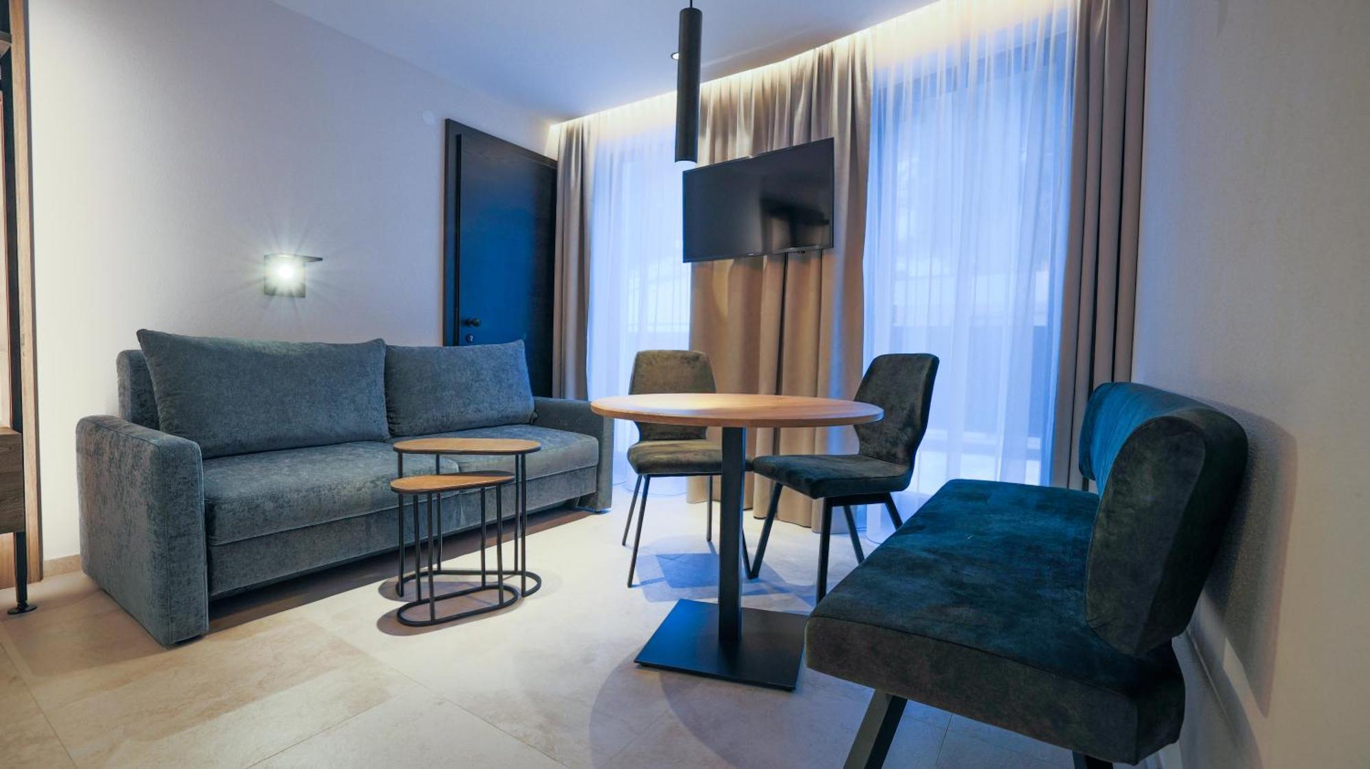 Nordost Fineliving Apartment อิสชเกิล ภายนอก รูปภาพ